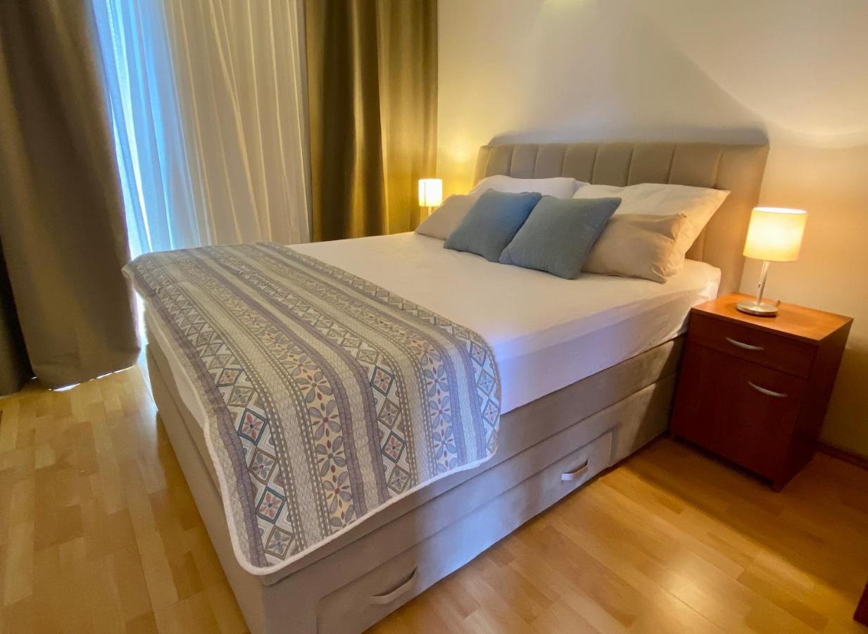 Apartmani Peric Stari Grad  Exterior photo